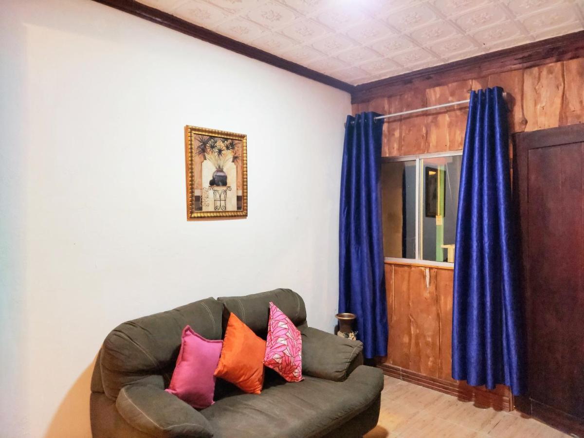Loma Tranquila Aparthotel Pilas Exterior photo