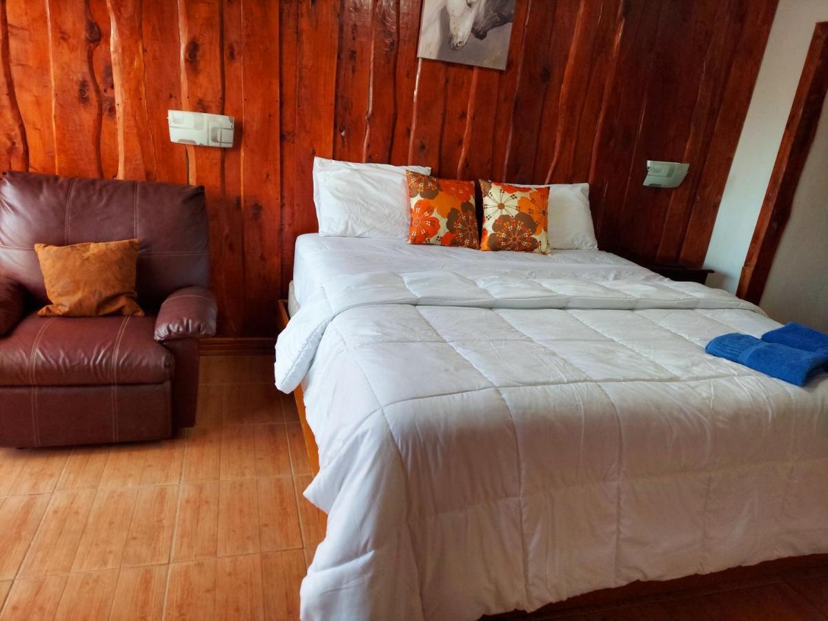 Loma Tranquila Aparthotel Pilas Exterior photo