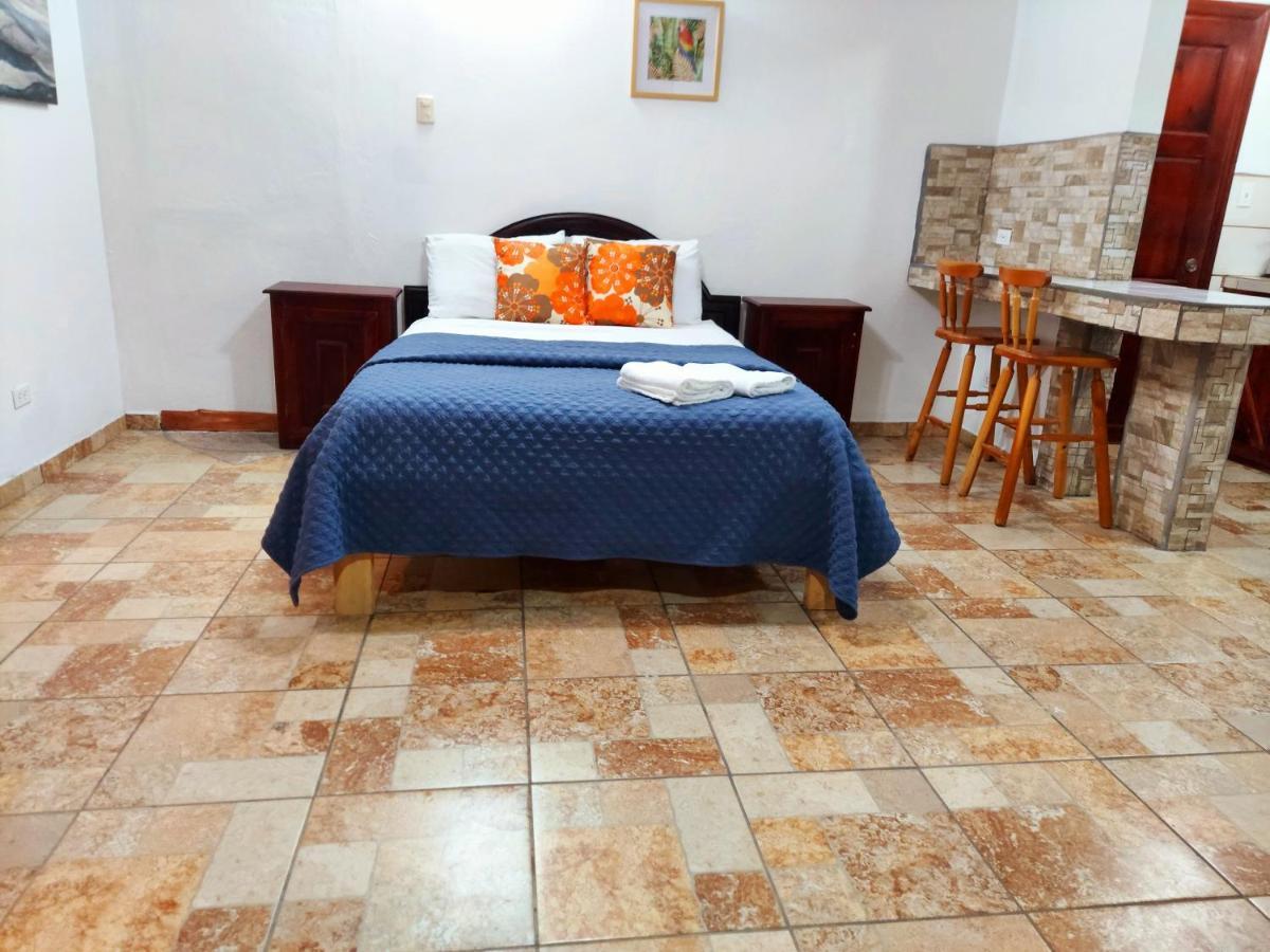 Loma Tranquila Aparthotel Pilas Exterior photo