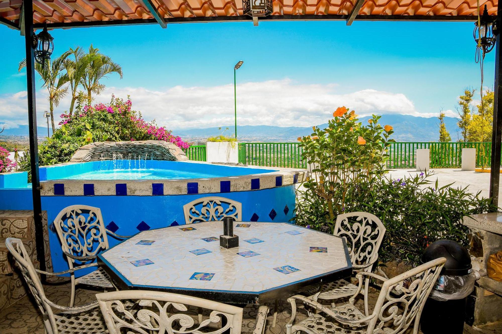 Loma Tranquila Aparthotel Pilas Exterior photo