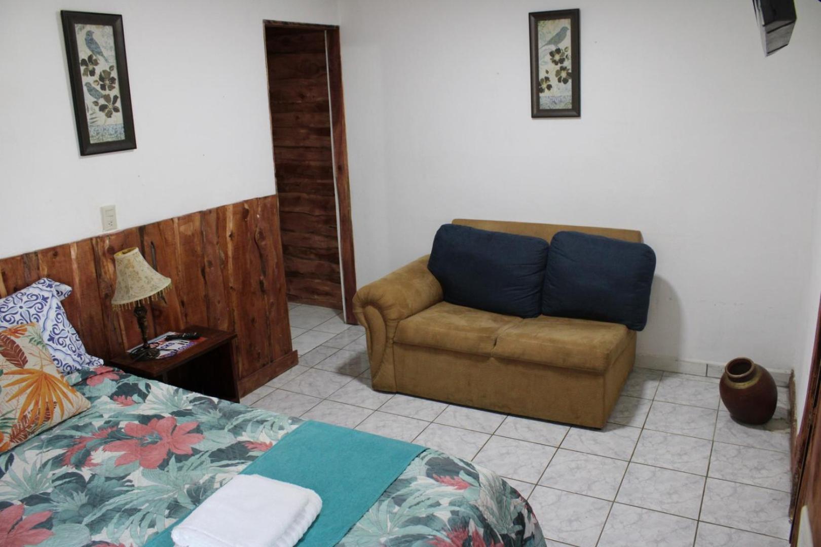 Loma Tranquila Aparthotel Pilas Exterior photo